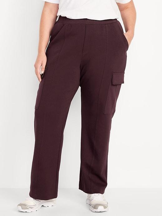 High-Waisted Dynamic Fleece Cargo Pants Product Image