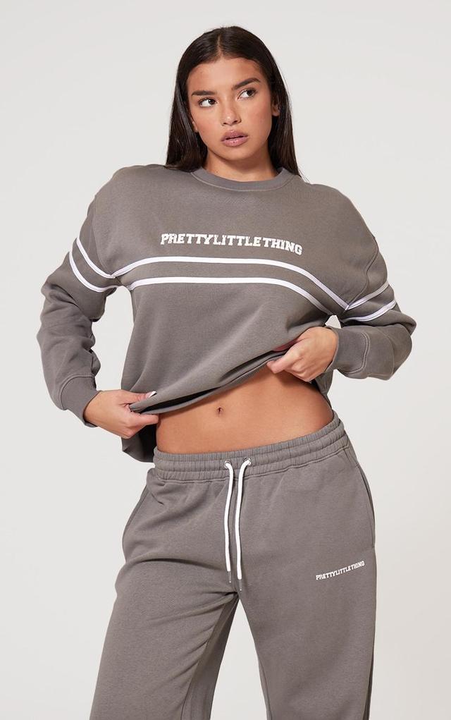 PRETTYLITTLETHING Charcoal Contrast Print Oversized Sweatshirt Product Image