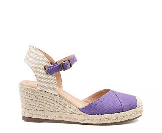 Journee Collection Womens Ashlyn Wedge Sandal Product Image