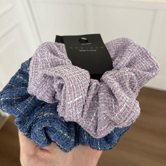 Tweed Scrunchie Product Image