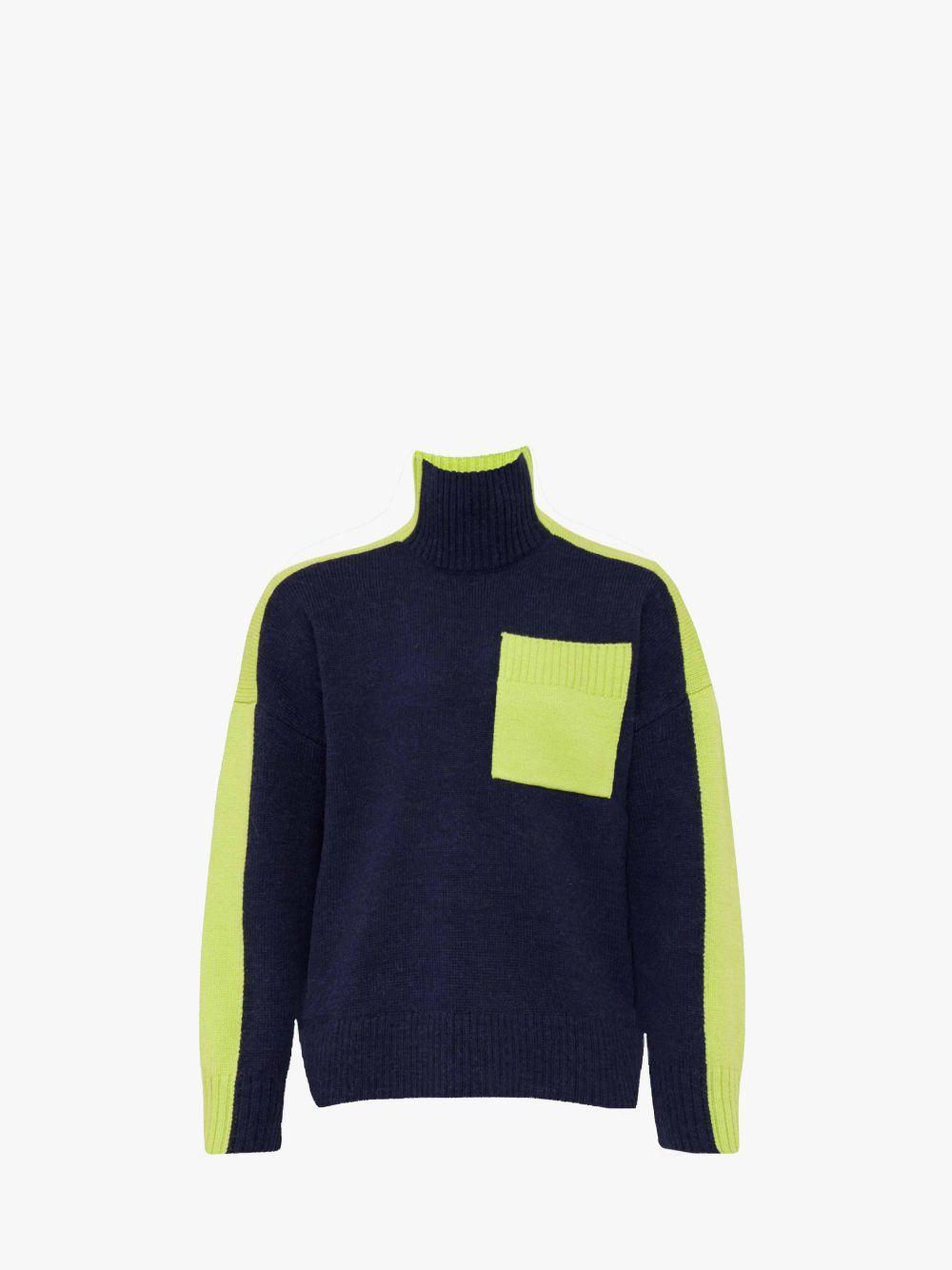 DUAL TONE - PATCH POCKET TURTLENECK SWEATER in blue | JW Anderson US  Product Image