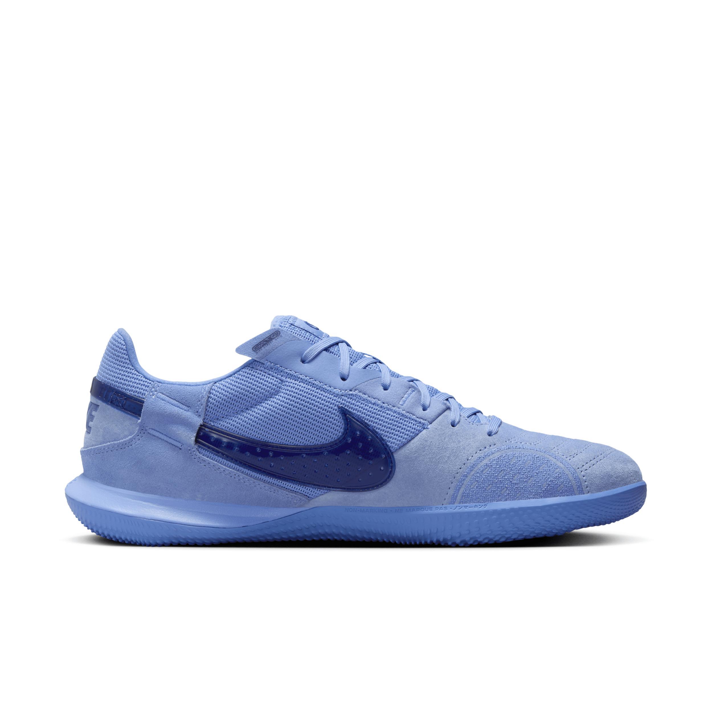 Nike Men's Streetgato Low-Top Soccer Shoes Product Image