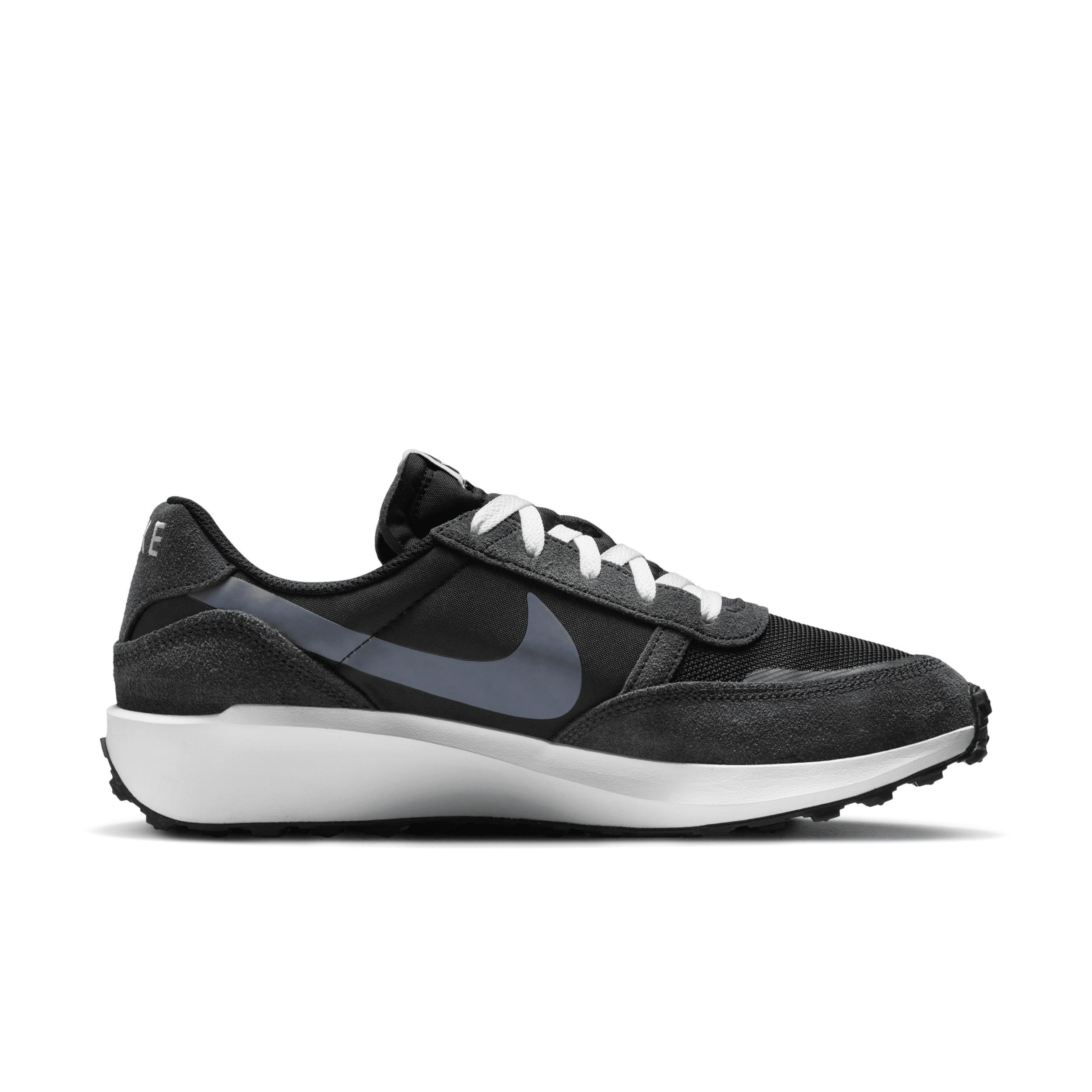 Nike Men's Waffle Nav Shoes Product Image