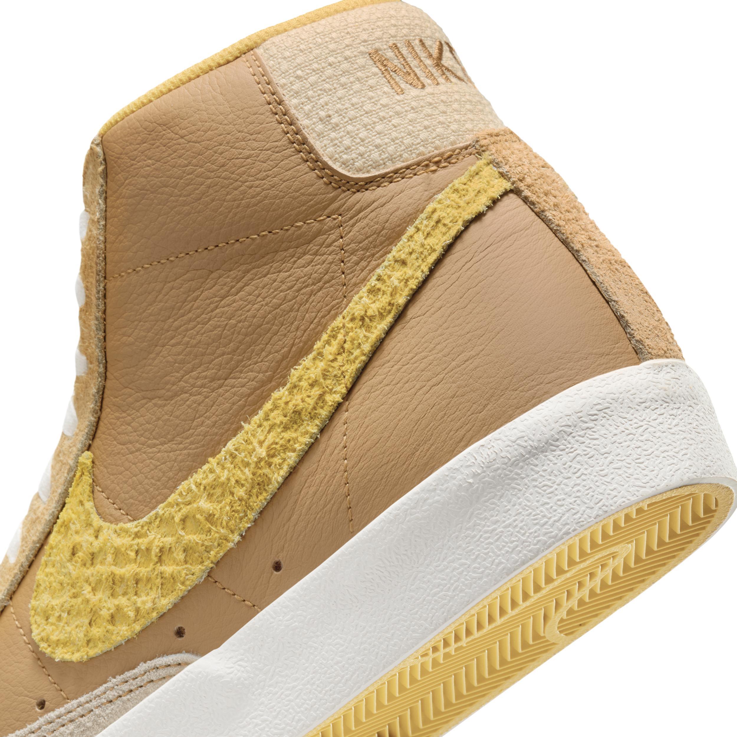 Nike Men's Blazer Mid '77 Vintage Shoes Product Image