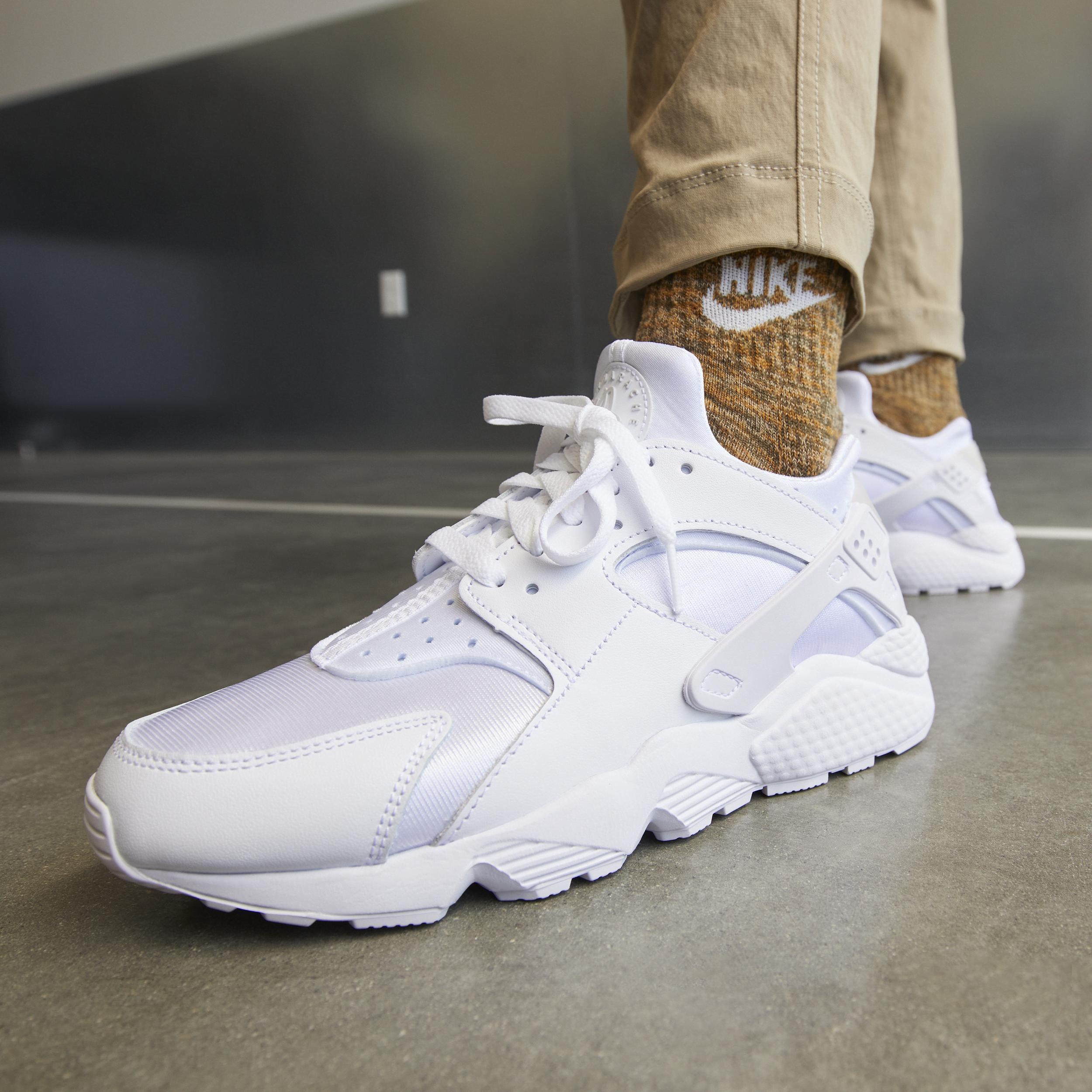 Nike Air Huarache Women's Shoes Product Image