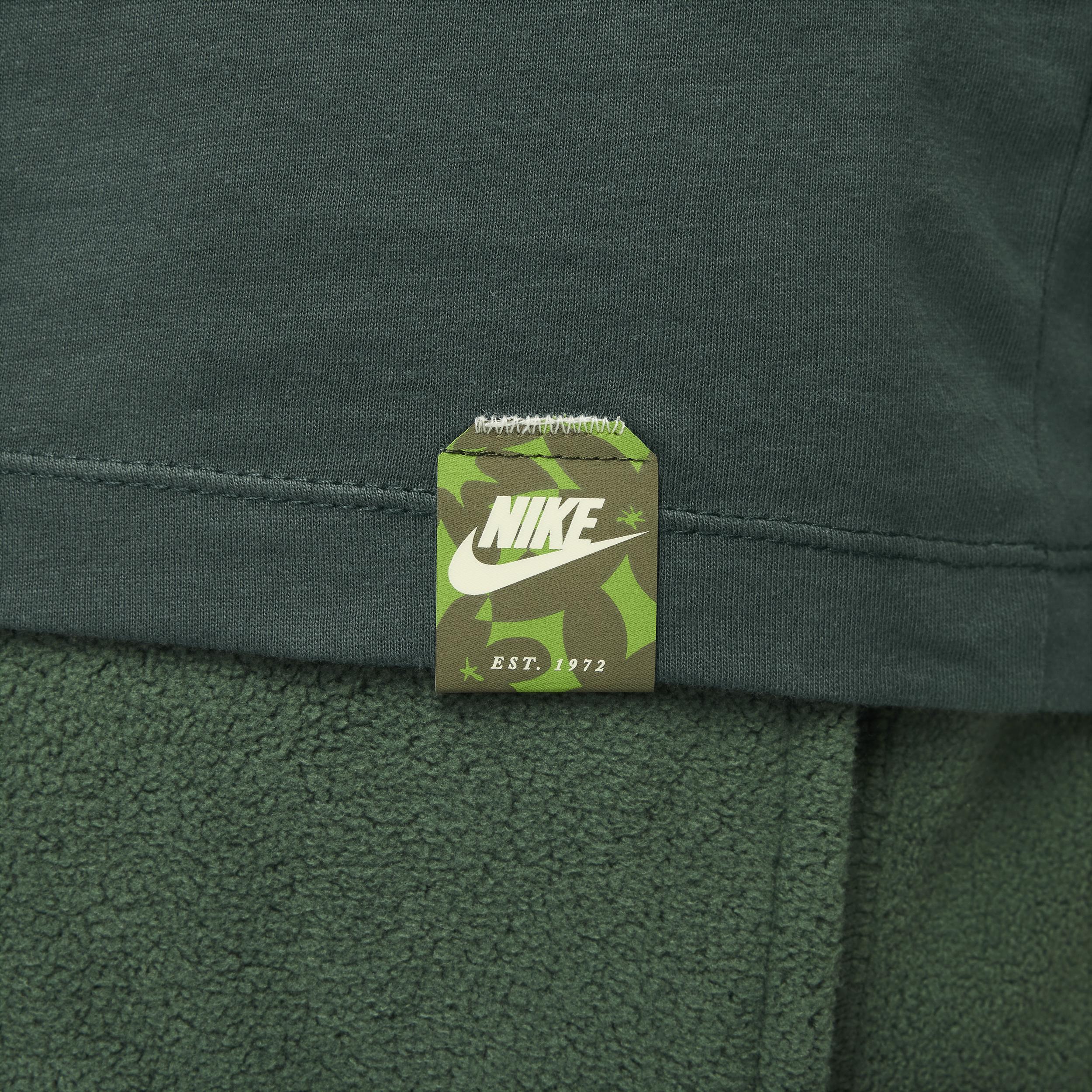 Men's Nike Sportswear Club T-Shirt Product Image