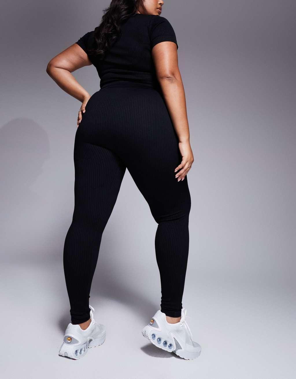 ASOS 4505 Curve Icon seamless rib gym legging in black Product Image