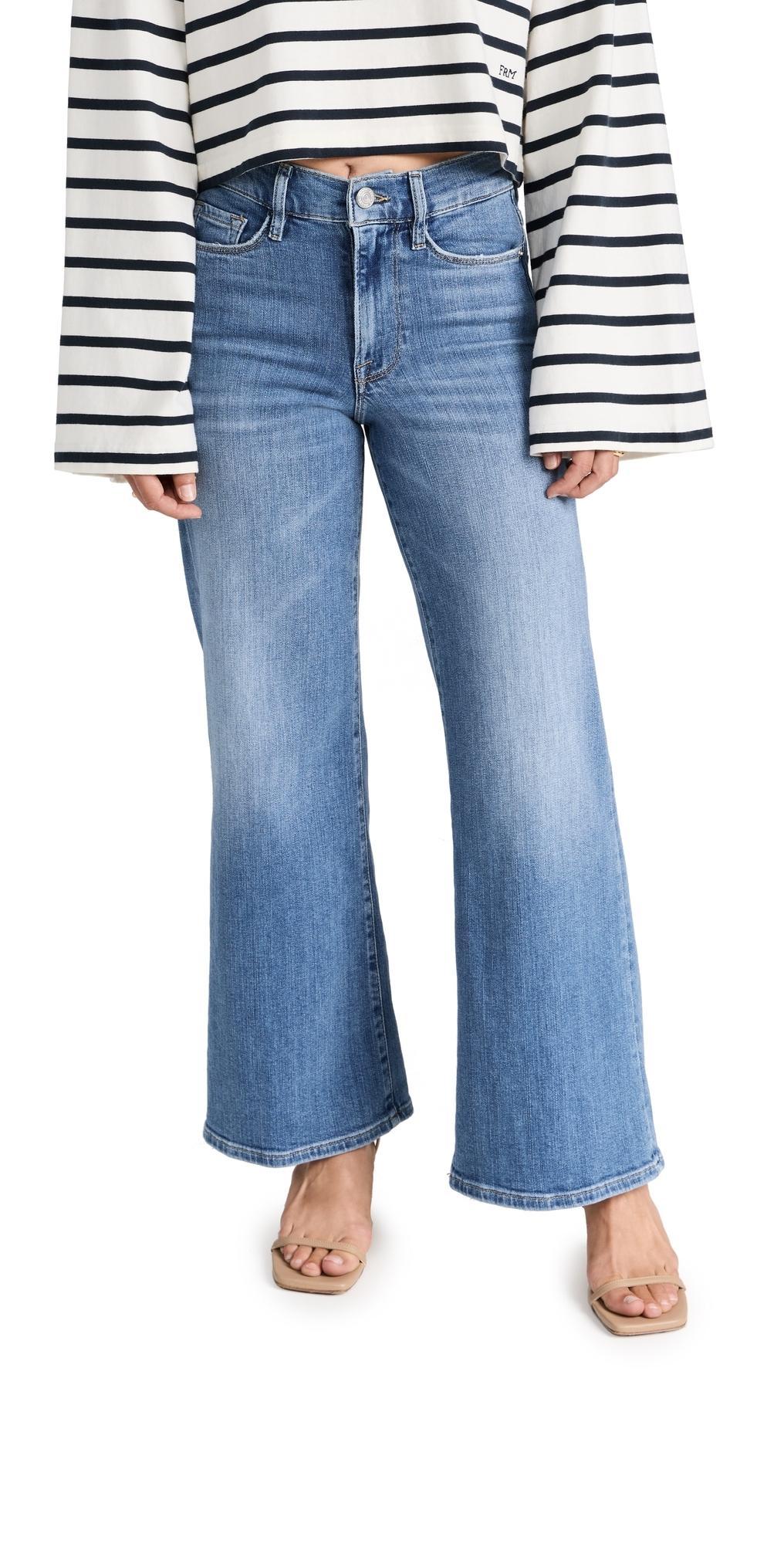 Womens Petite Le Pixie Flared Jeans Product Image