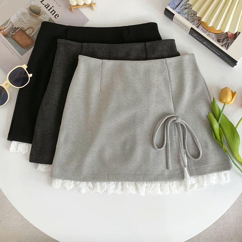 High Waist Lace Trim Bow Accent Mini A-Line Skirt Product Image