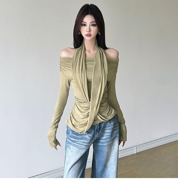 Long-Sleeve Cold Shoulder Plain Crop Top Product Image