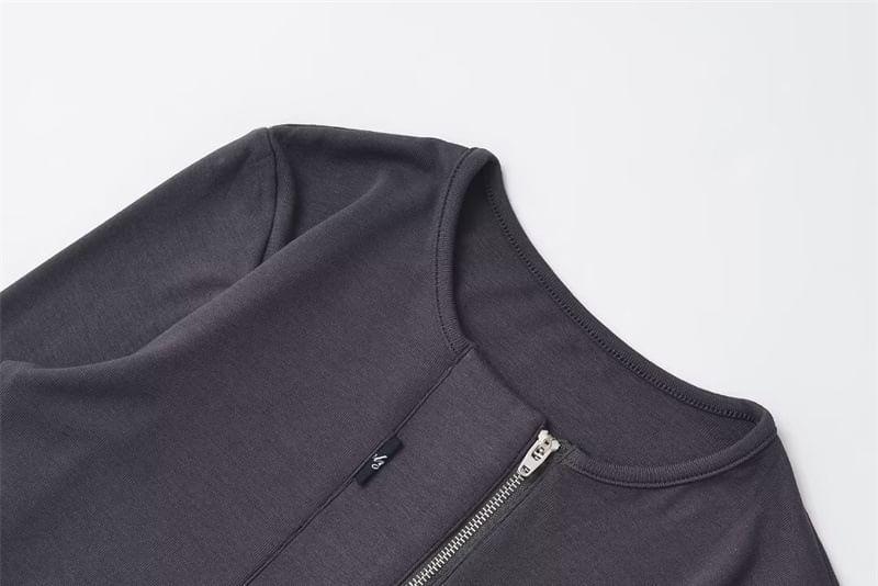 Long Sleeve Round Neck Plain Half Zip T-Shirt Product Image