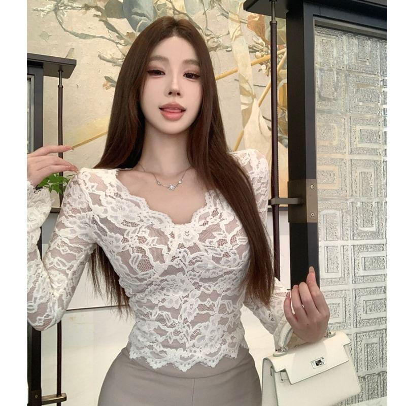 Long-Sleeve V-Neck Lace Slim Fit Crop Top Product Image