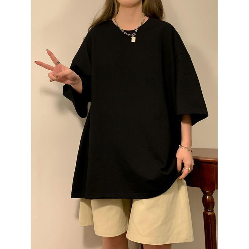 Elbow Sleeve Oversized Plain T-Shirt Product Image