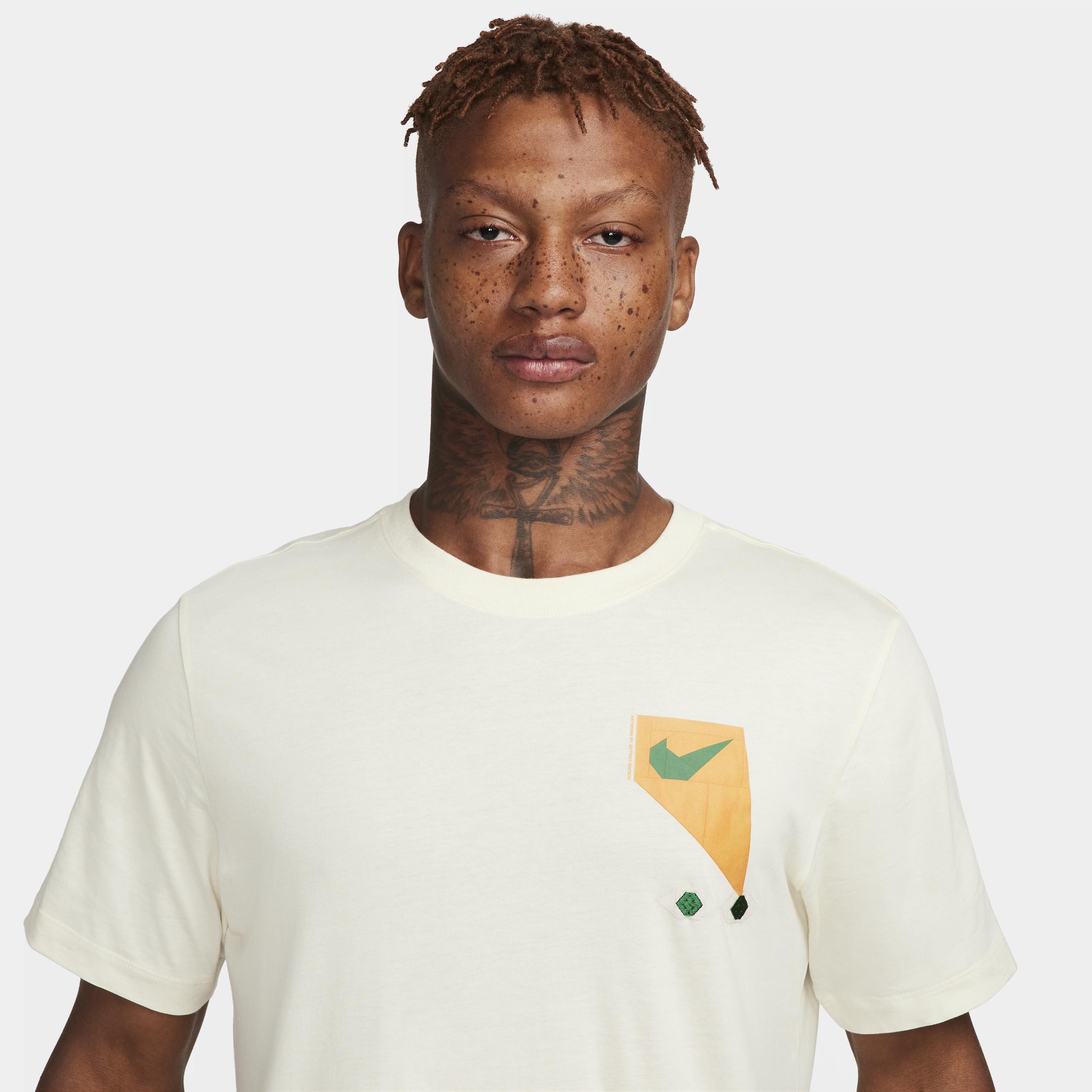 Nike Quilt Appliqu Graphic T-Shirt Product Image