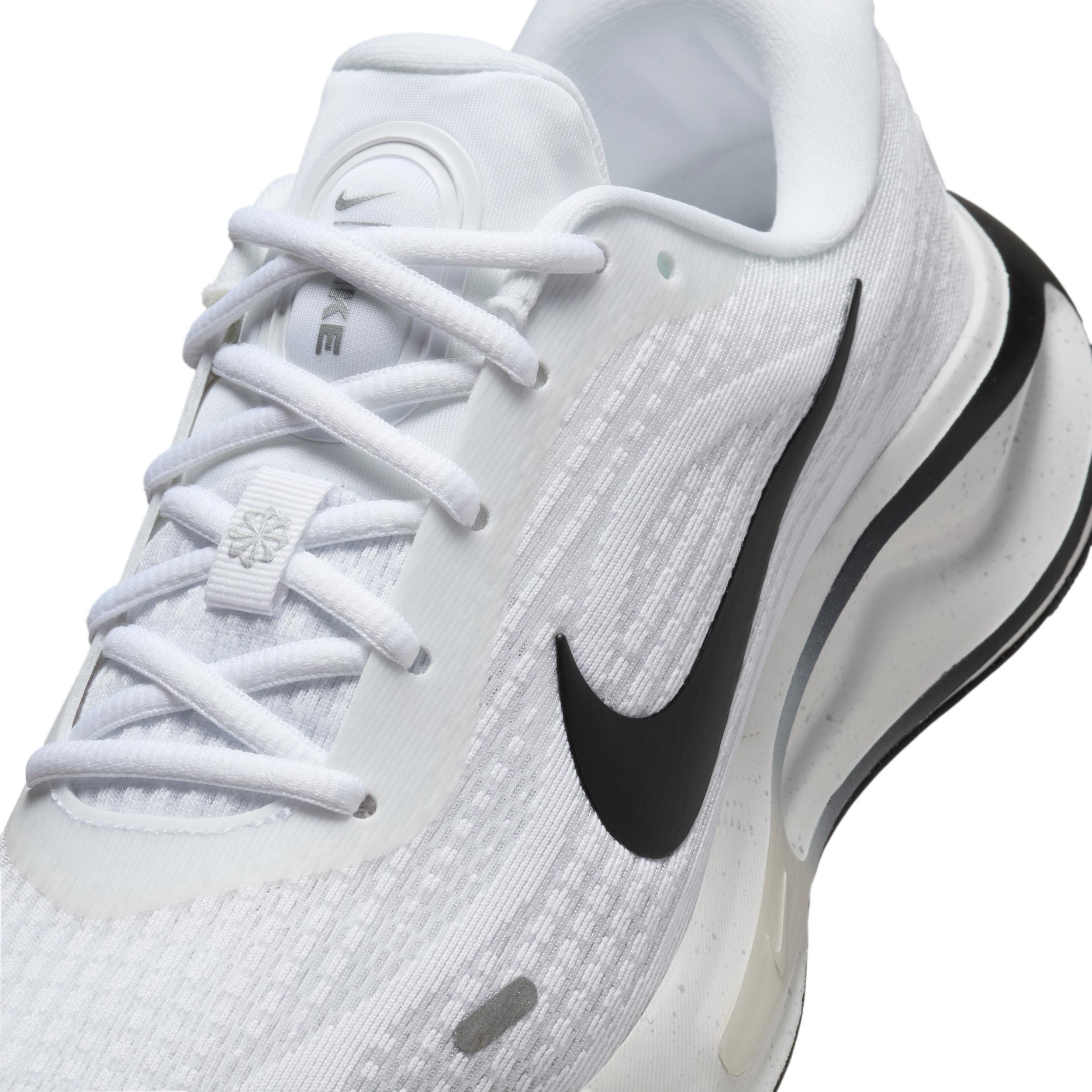 Nike Women's Journey Run Road Running Shoes Product Image