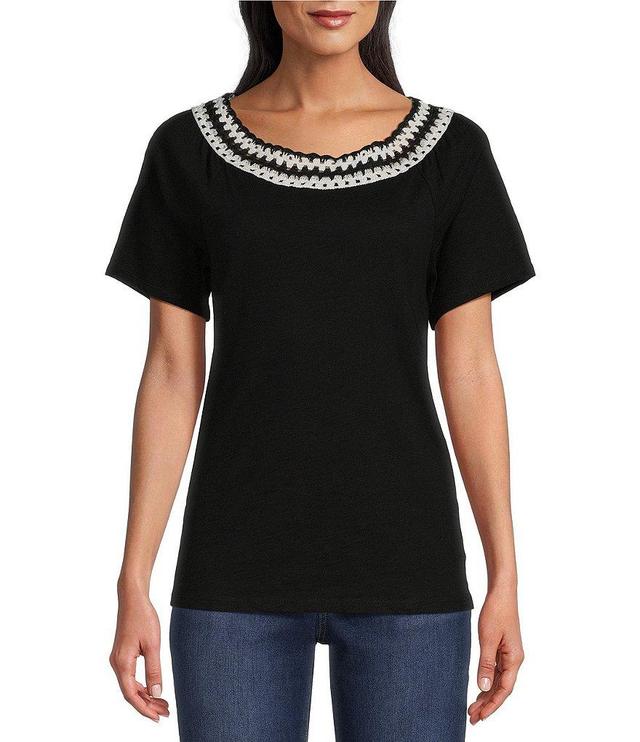 Leo & Nicole Knit Crochet Trim Scoop Neck Short Sleeve Top Product Image