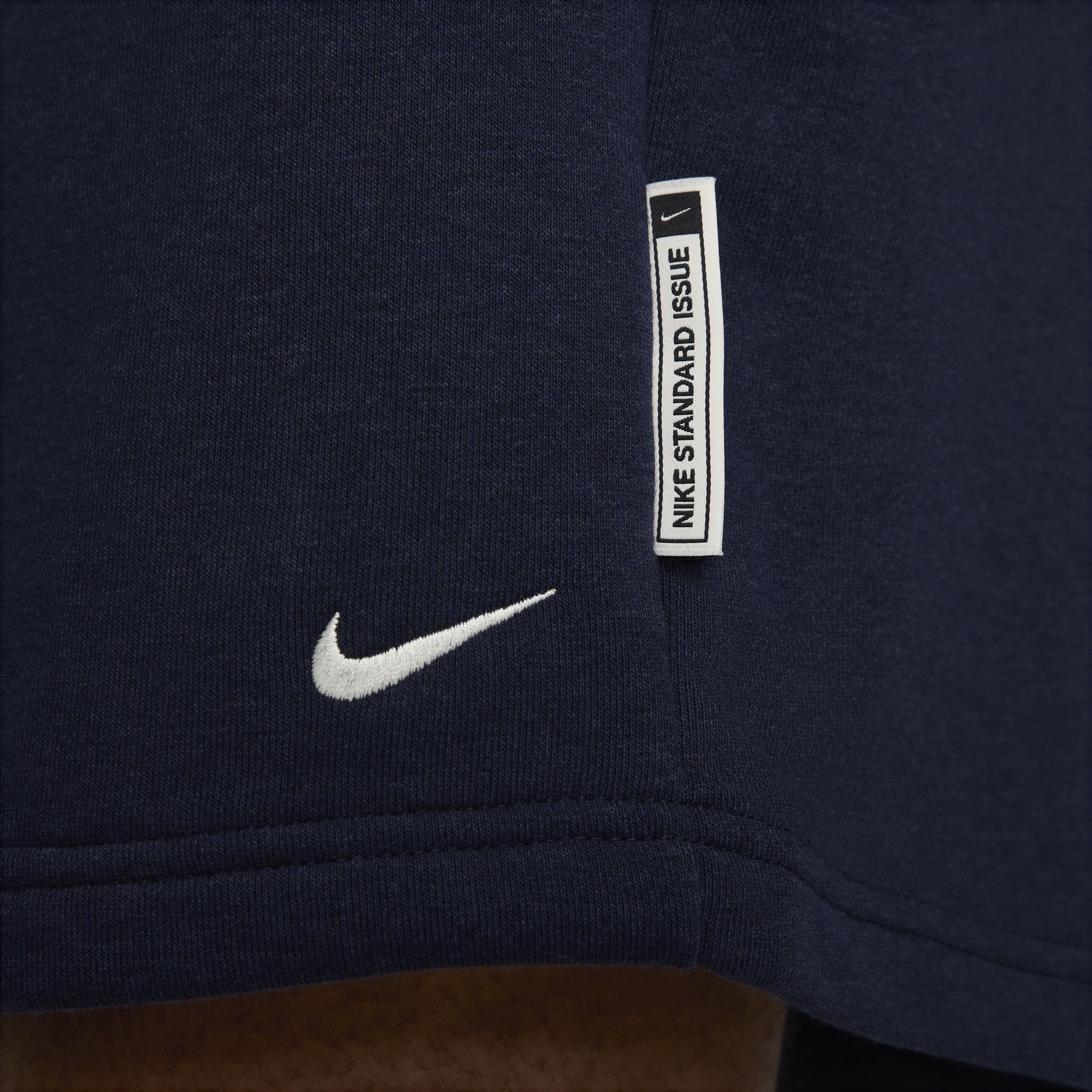 Nike Men's Standard Issue 8" Dri-FIT Fleece Basketball Shorts Product Image