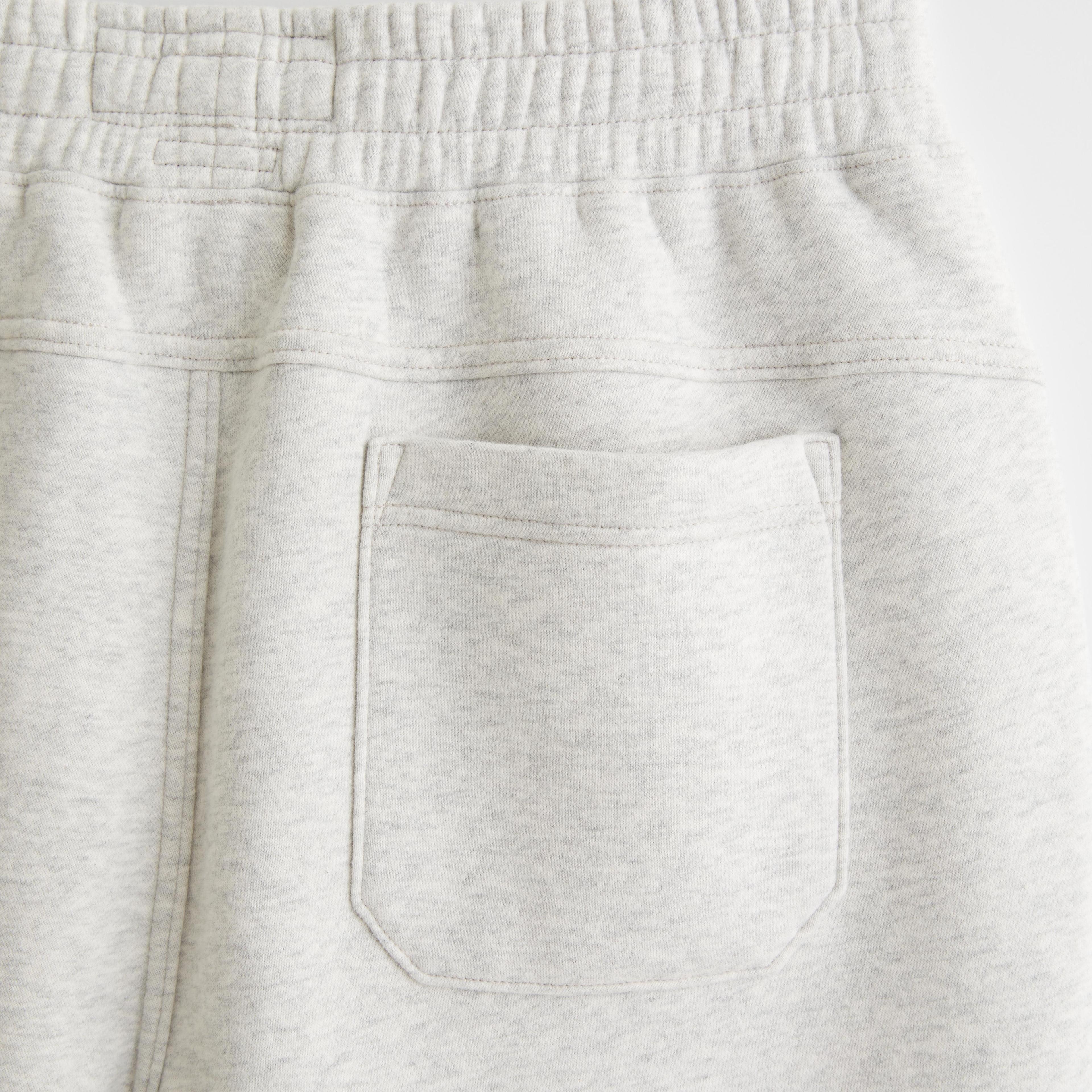 Essential Sweatpant Product Image