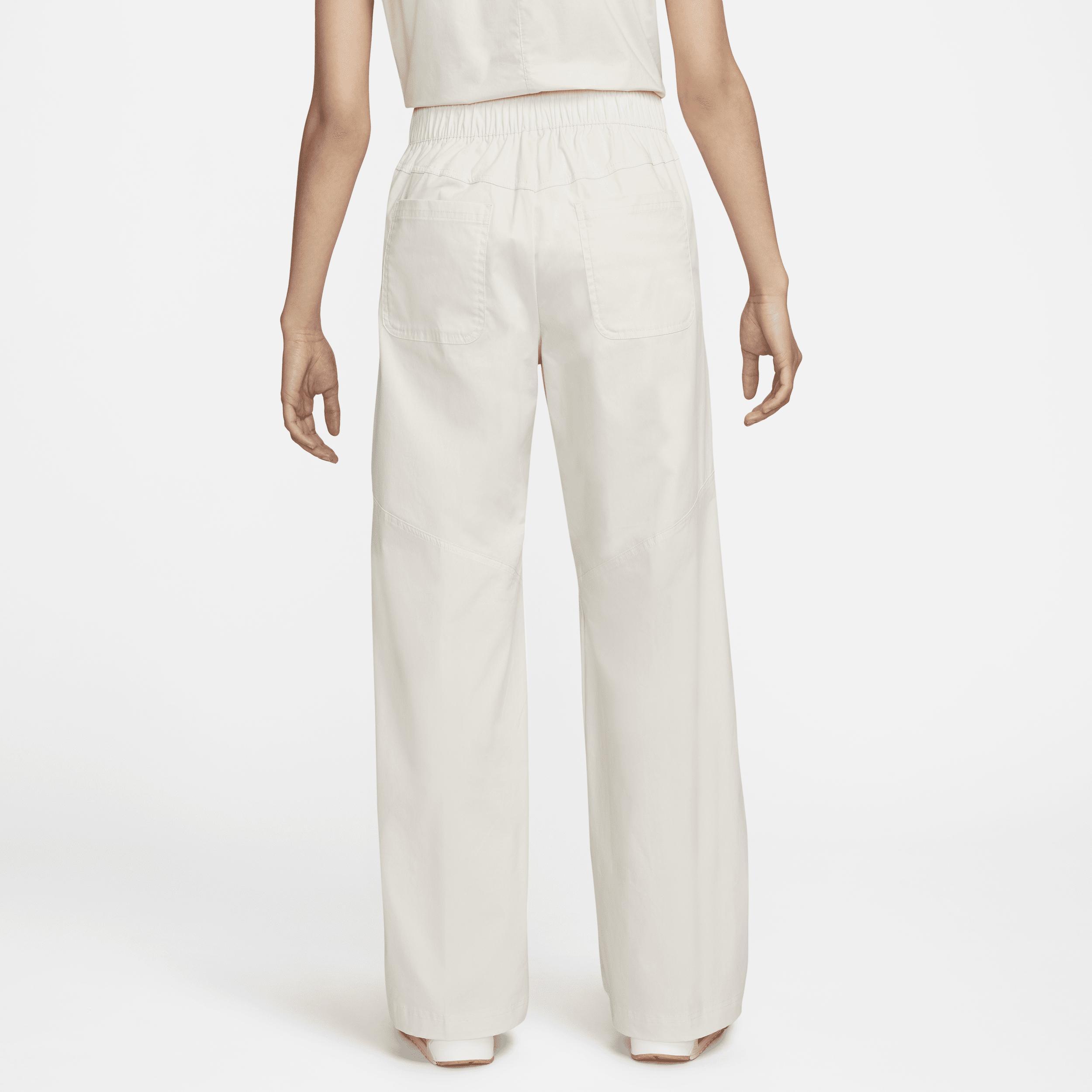 Women's Nike Sportswear Essentials Woven High-Rise Pants Product Image