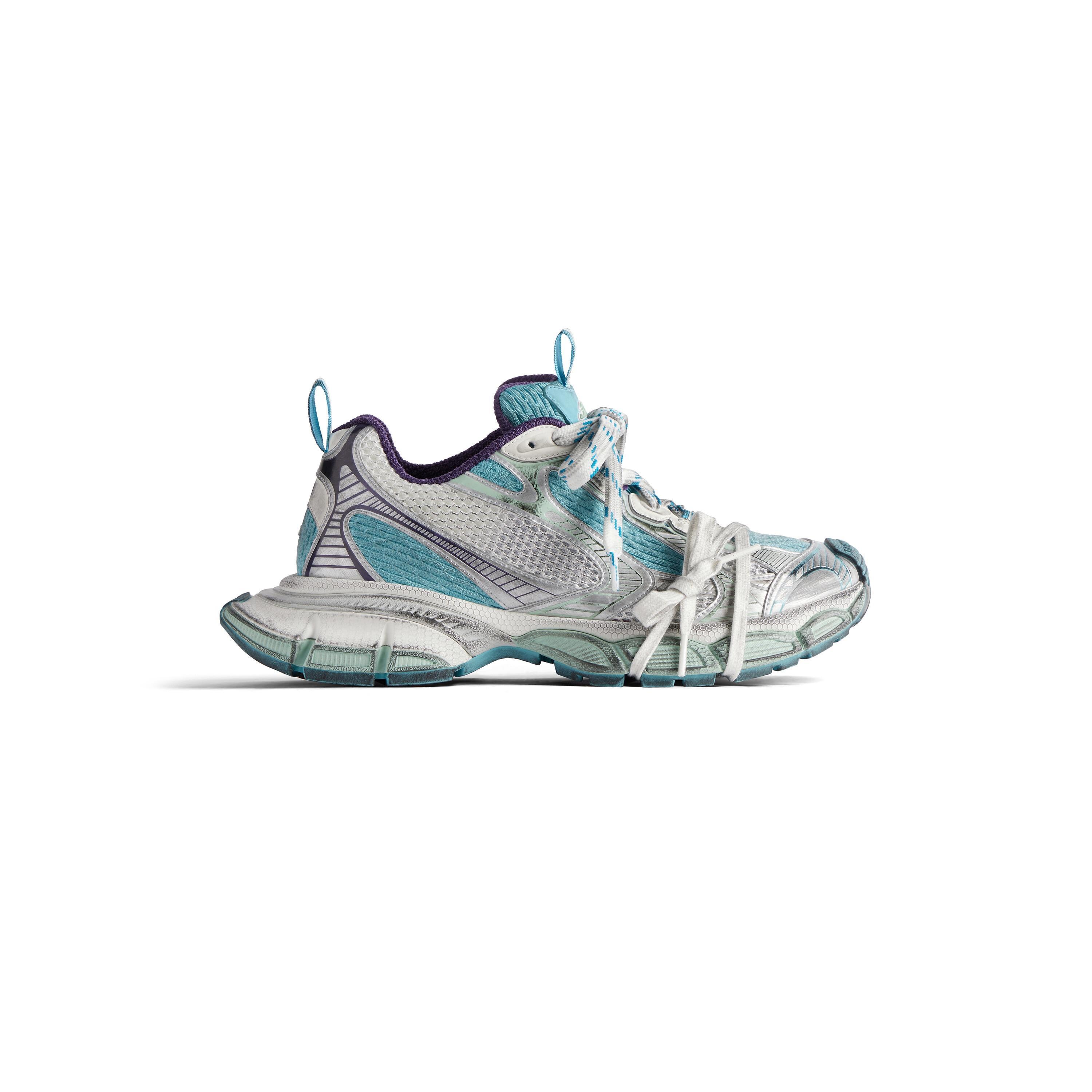 Women's 3xl Sneaker  in Light Blue/white/purple Product Image