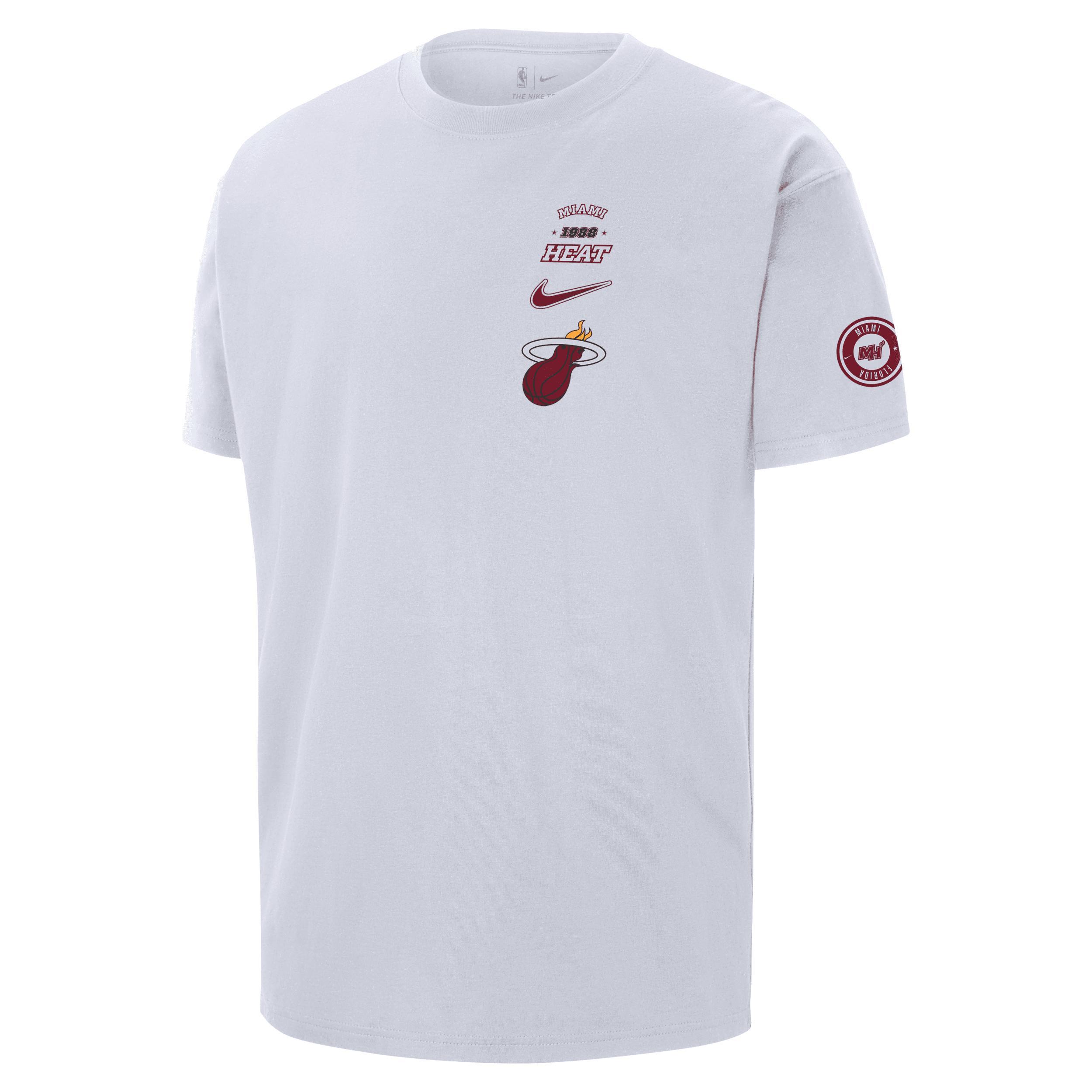 Miami Heat Courtside Nike Men's NBA T-Shirt Product Image