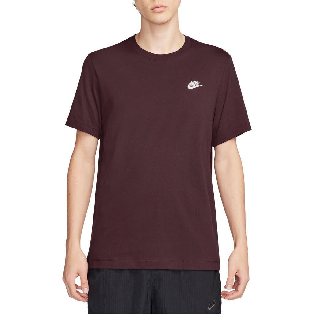 NIKE Sportswear Club Crew Neck T-shirt In Red Product Image