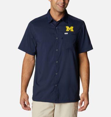 Columbia Mens Collegiate PFG Slack Tide Camp Shirt - Michigan- Product Image