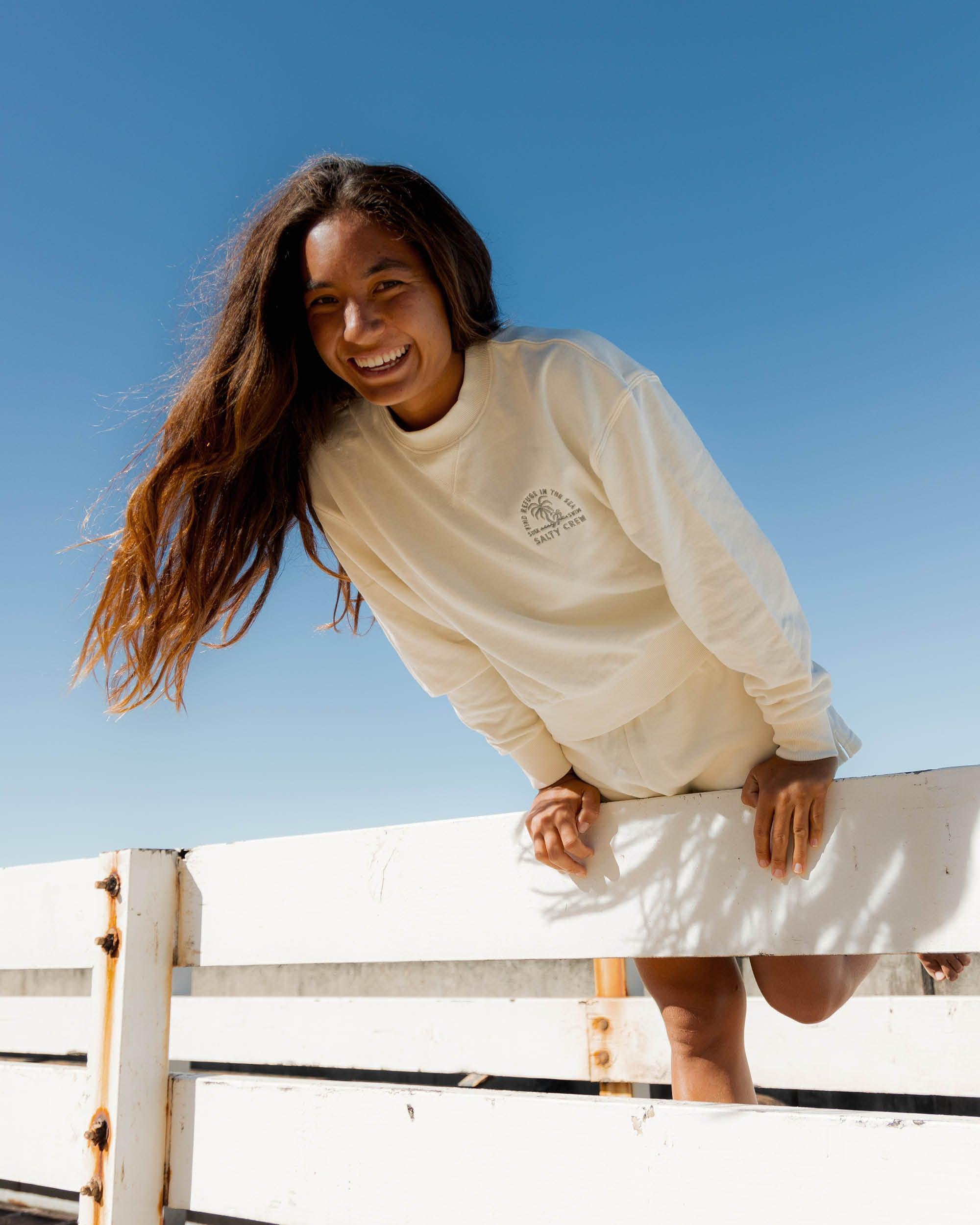 Sand Bar Off White Crew Female Product Image