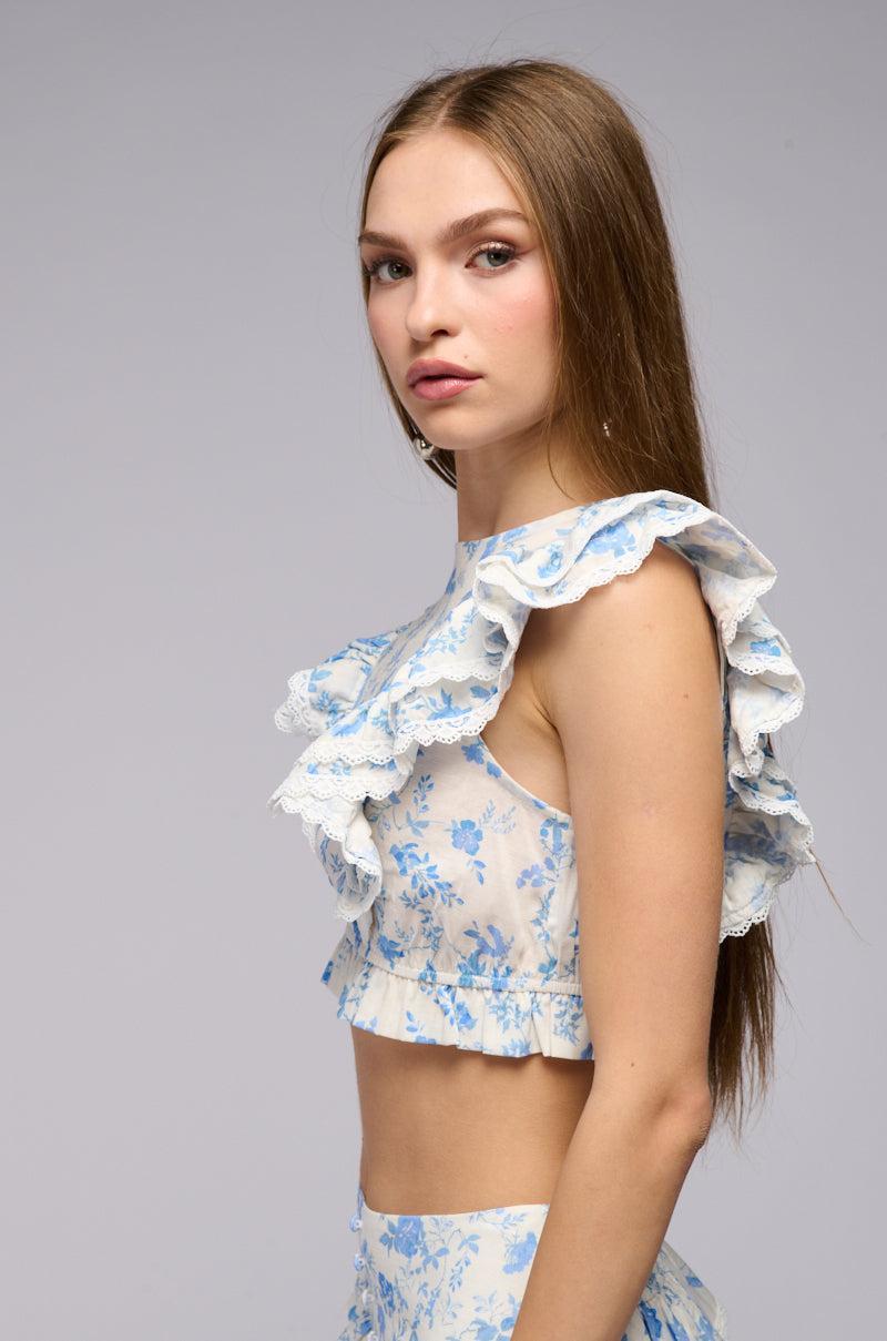 CALL ME PRETTY FLORAL BLOUSE WITH LACE Product Image