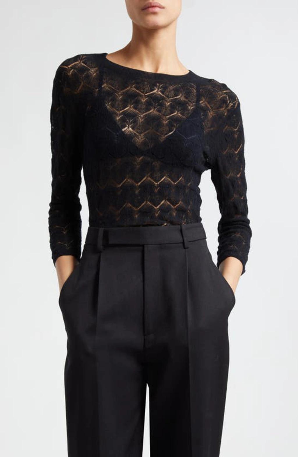 Women's Fine Lace Three-quarter Blouse In Black product image