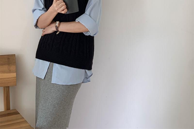 V-Neck Plain Cable Knit Sweater Vest Product Image