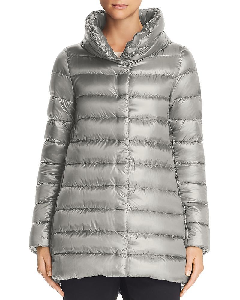 Womens Classic Funnelneck Puffer Jacket Product Image