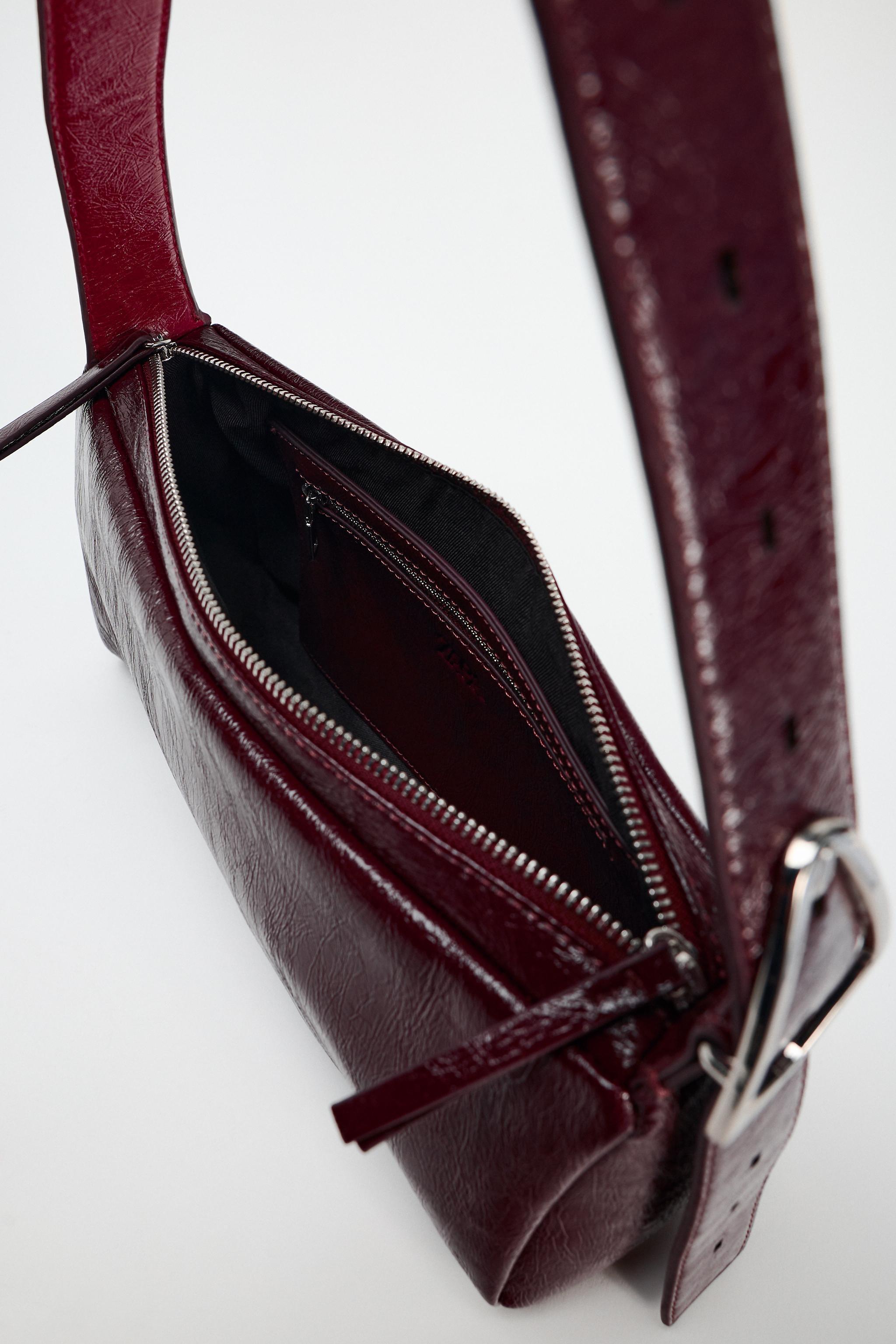 BUCKLE SHOULDER BAG Product Image