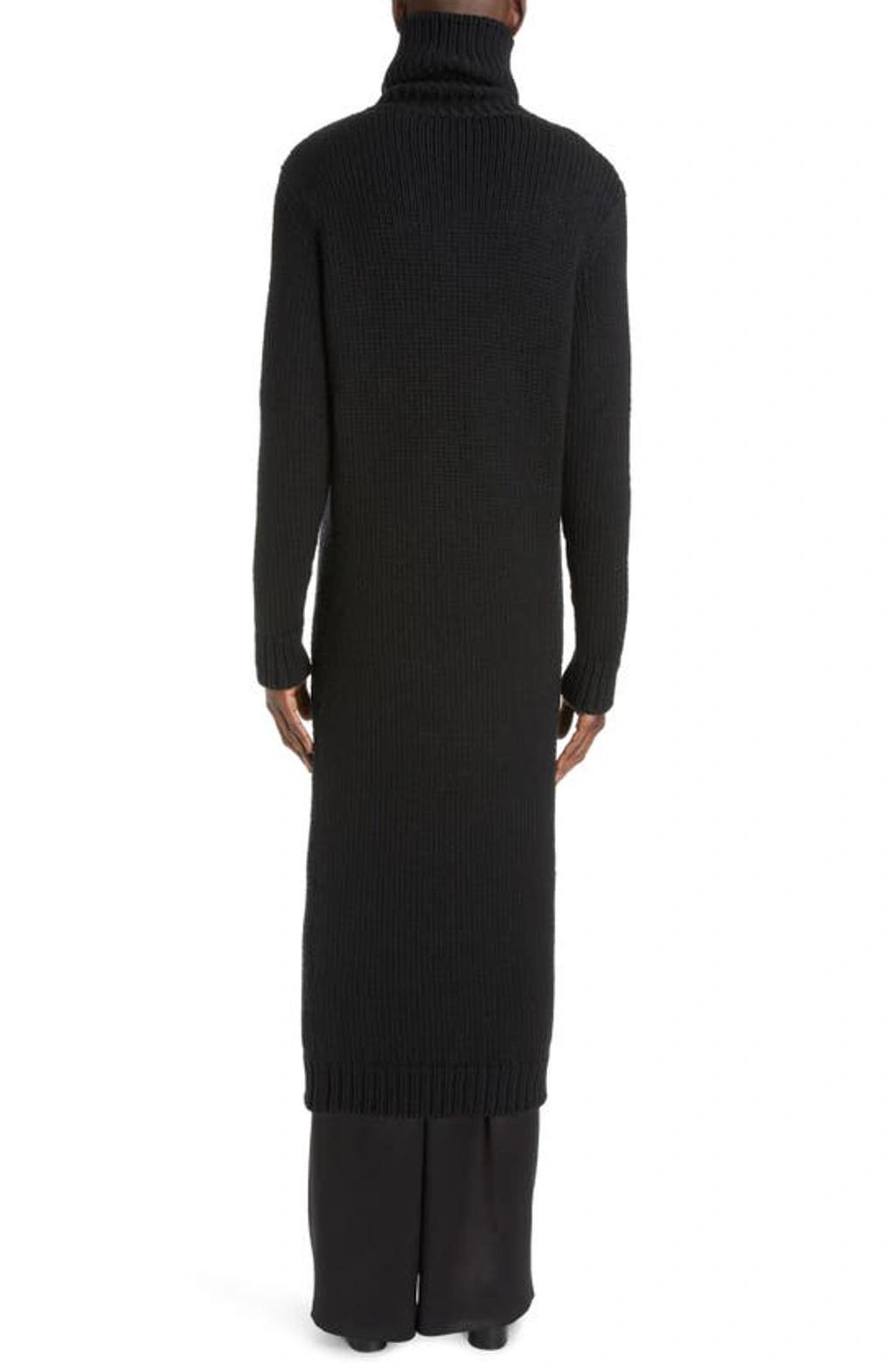 Extralong Turtleneck Wool Sweater In Nero Product Image