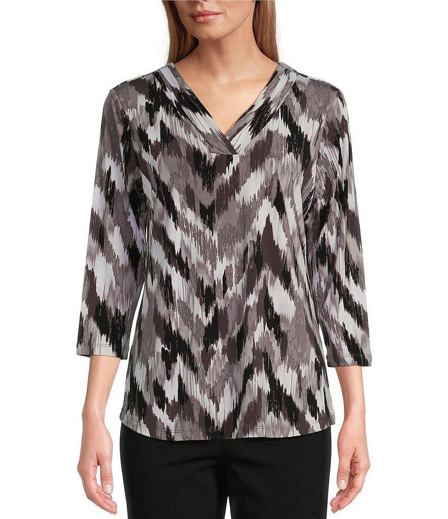 Allison Daley Ikat Herringbone Print Pleated 3/4 Sleeve V-Neck Knit Top Product Image