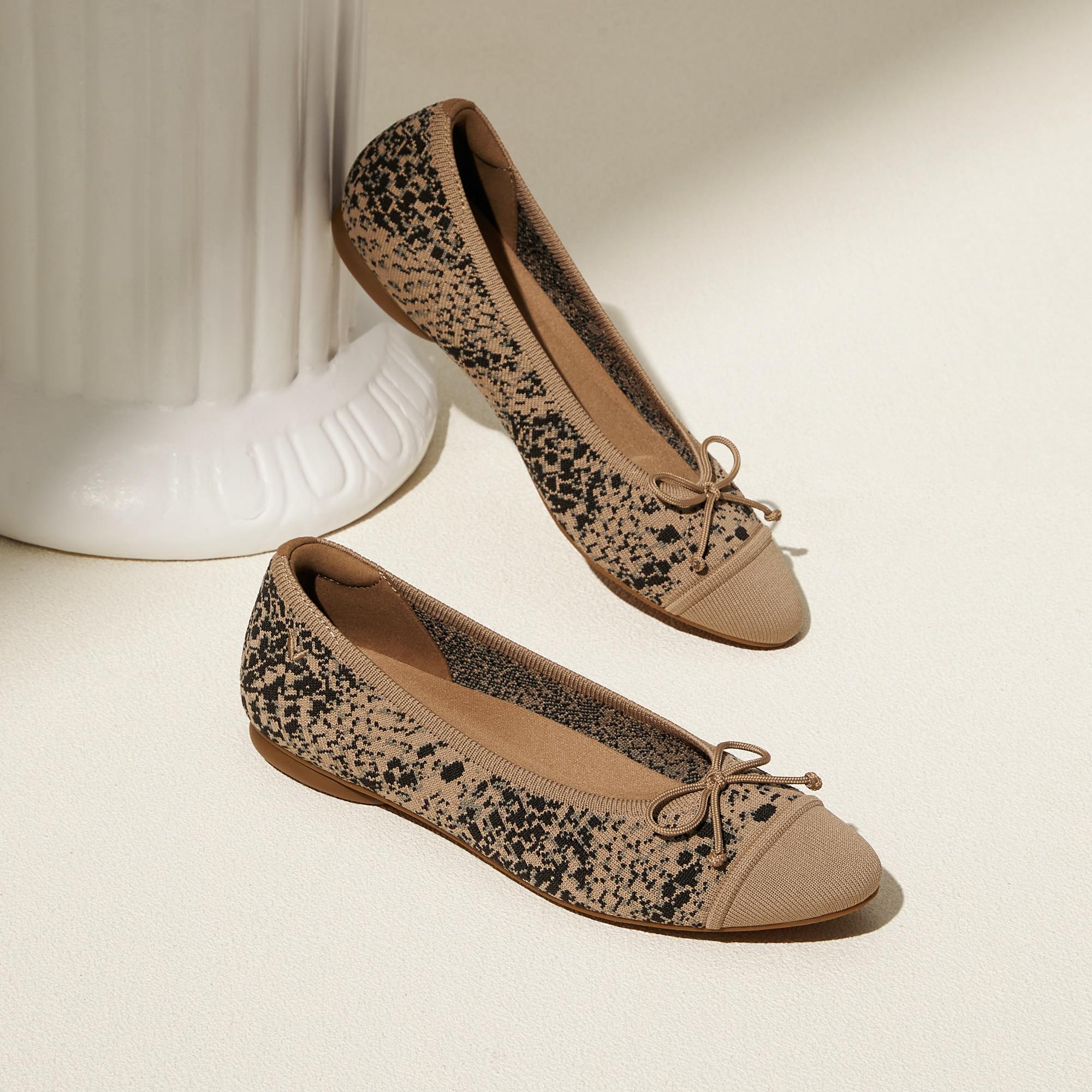 Almond-Toe Bow Flats (Tiana) Product Image