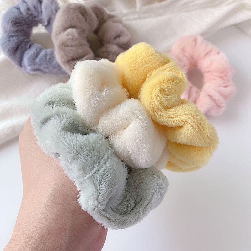 Plain Scrunchie Product Image