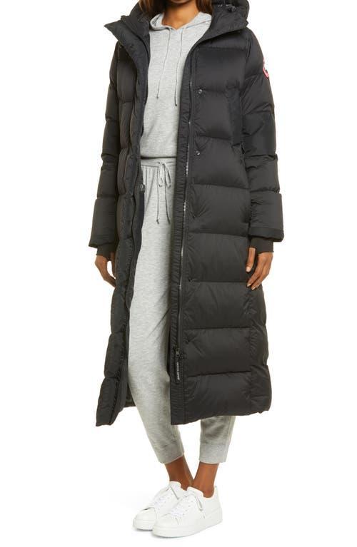 Canada Goose Alliston 750 Fill Power Down Long Hooded Parka Product Image