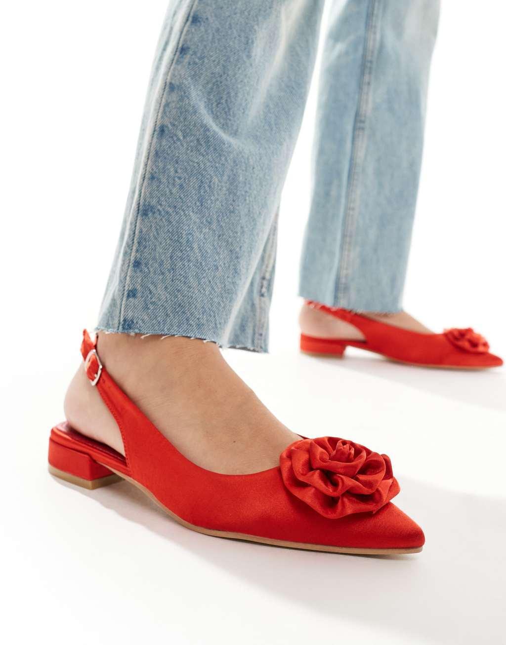 Glamorous slingback rosette pointed toe flats in black red Product Image