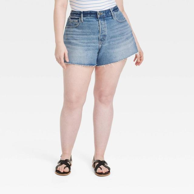 Womens Mid-Rise 90s Baggy Denim Shorts - Universal Thread Medium Wash 17 Product Image