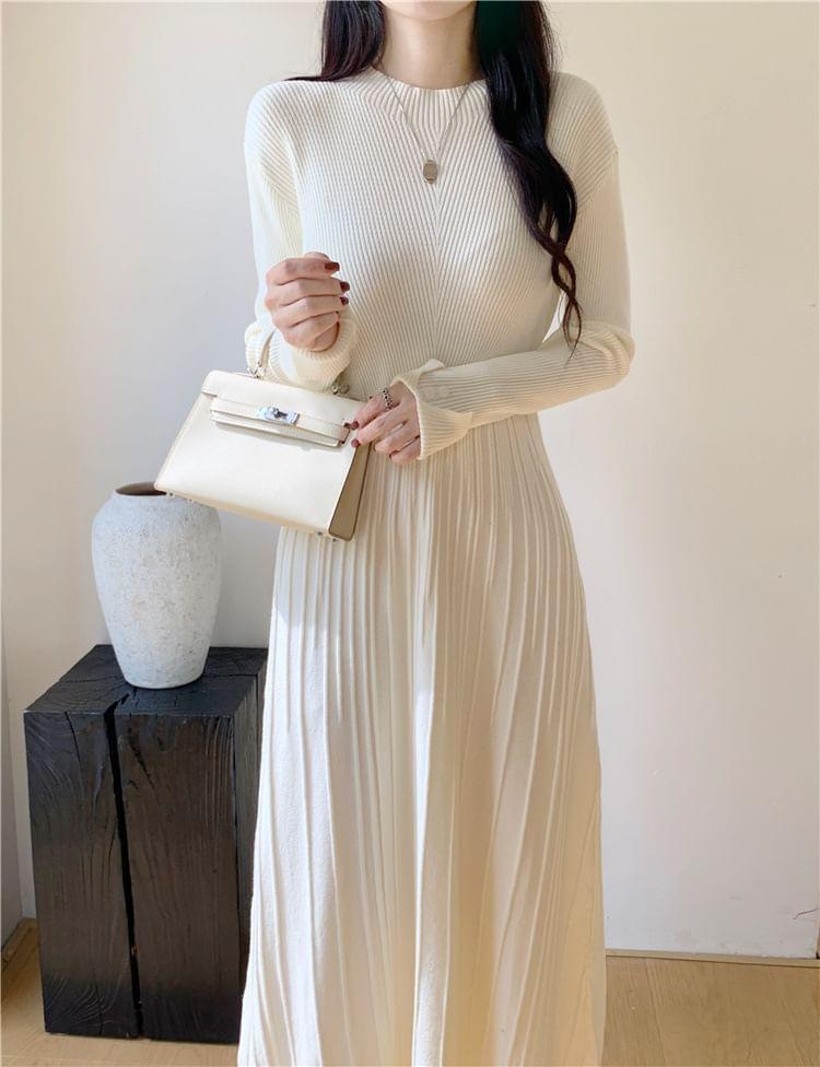 Long-Sleeve Crew Neck Plain Ribbed Knit Maxi A-Line Dress Product Image