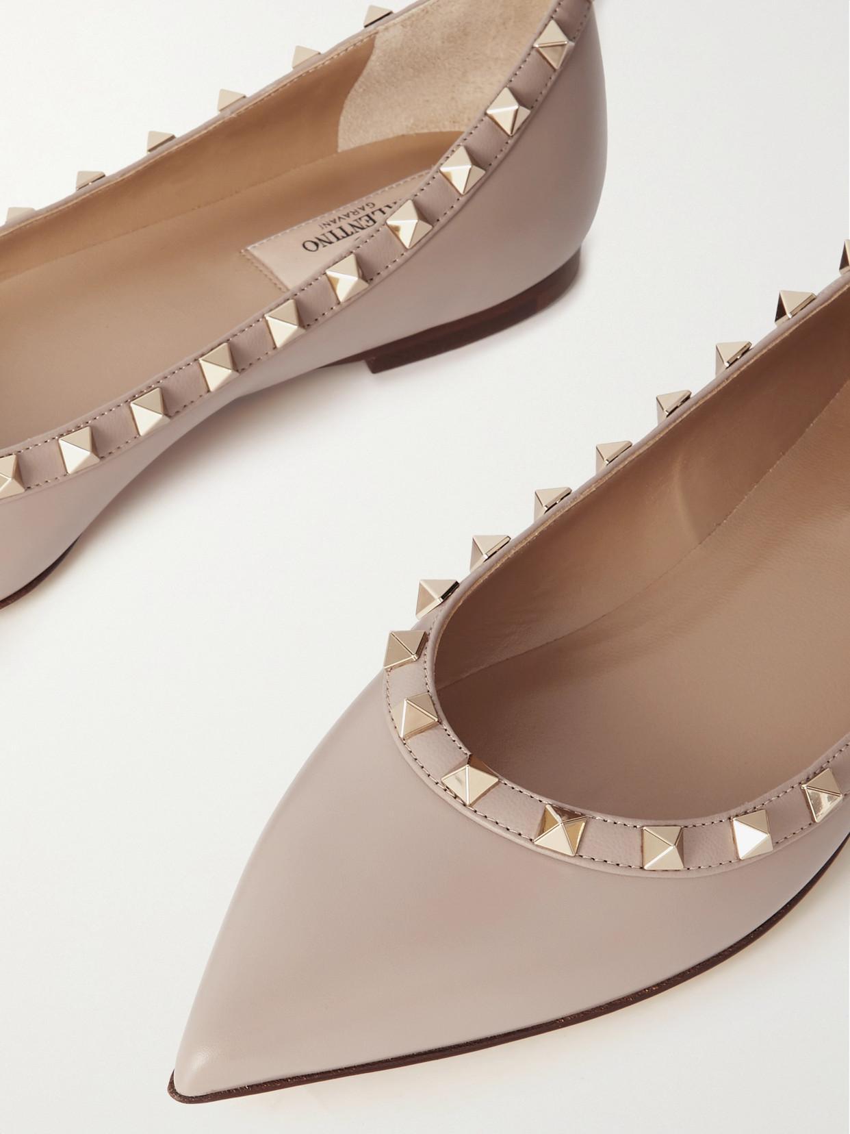 Rockstud Leather Flat In Pink Product Image