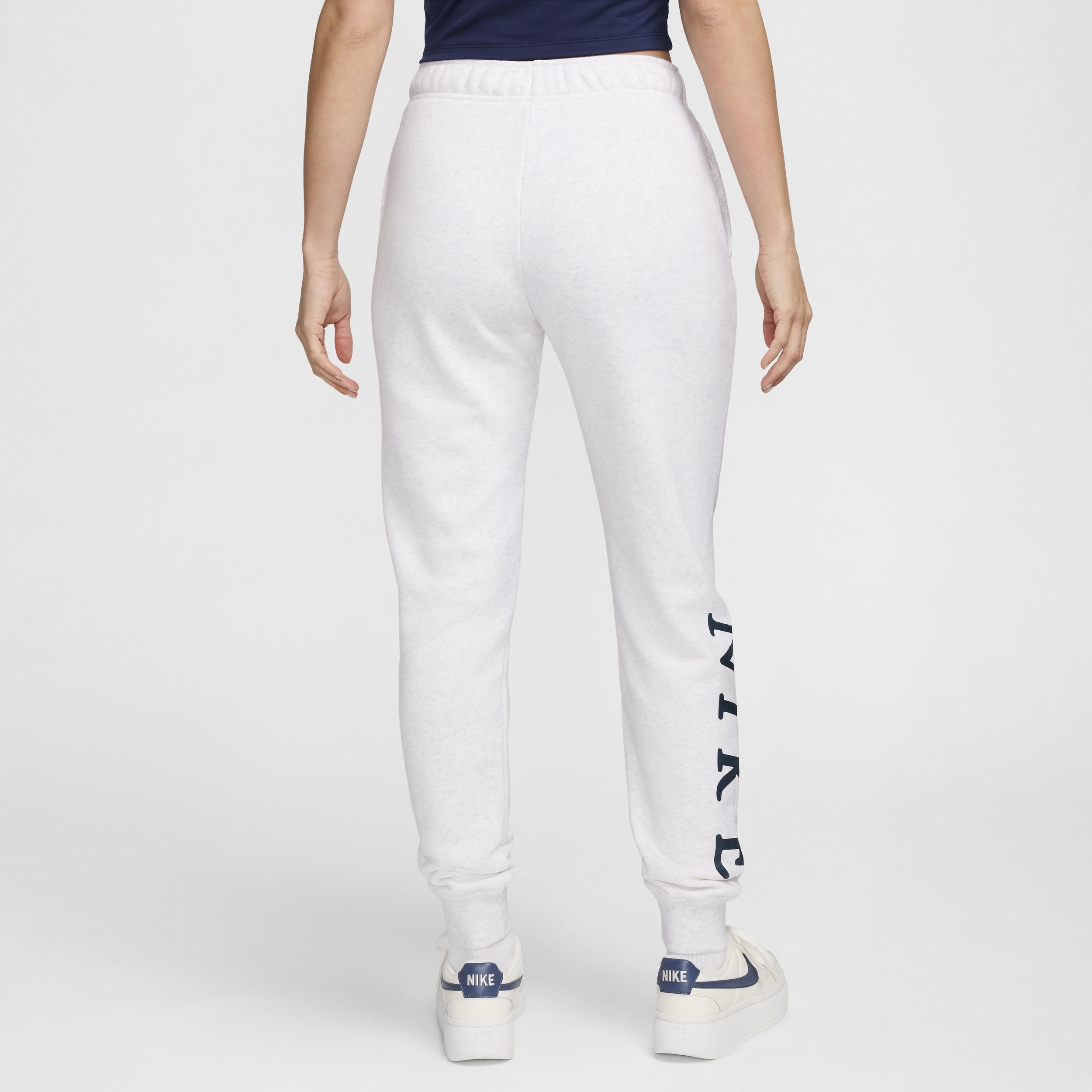 Women's Nike Sportswear Club Fleece Mid-Rise Jogger Pants Product Image