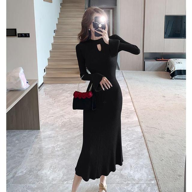 Long-Sleeve Round Neck Plain Cutout Ribbed Midi Sheath Knit Dress Product Image