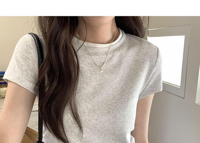 Mock Two-Piece Short-Sleeve Round Neck Tee Product Image