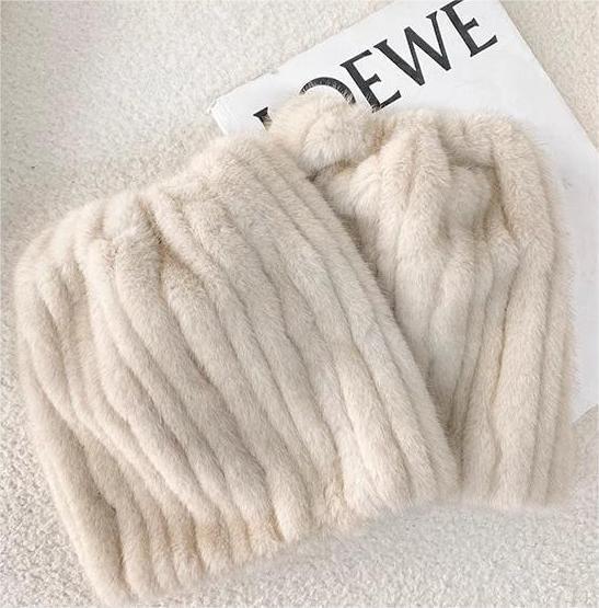 Plain Ribbed Fluffy Leg Warmers Product Image