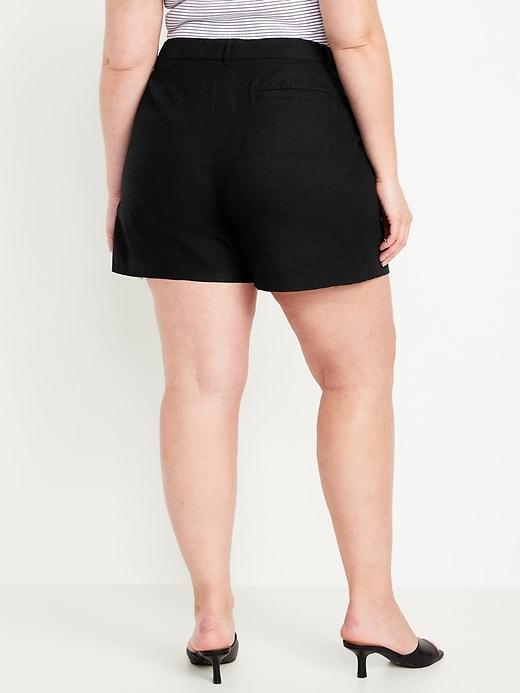 Extra High-Waisted Taylor Linen-Blend Trouser Shorts -- 5-inch inseam Product Image