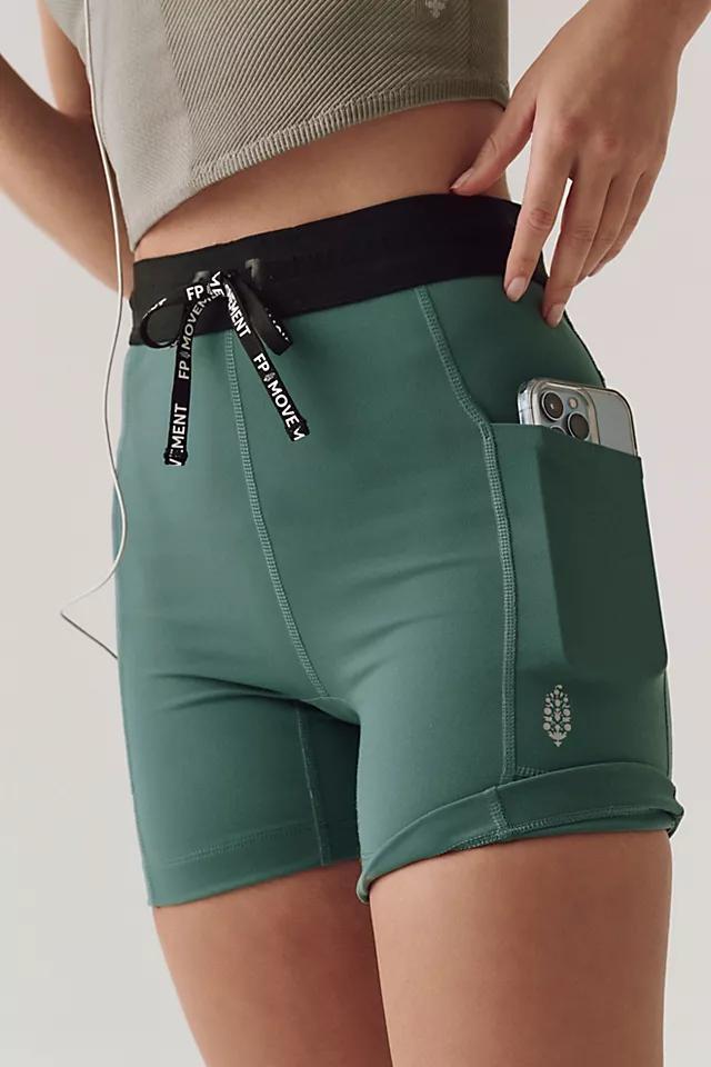 Streamline Run Shorts Product Image