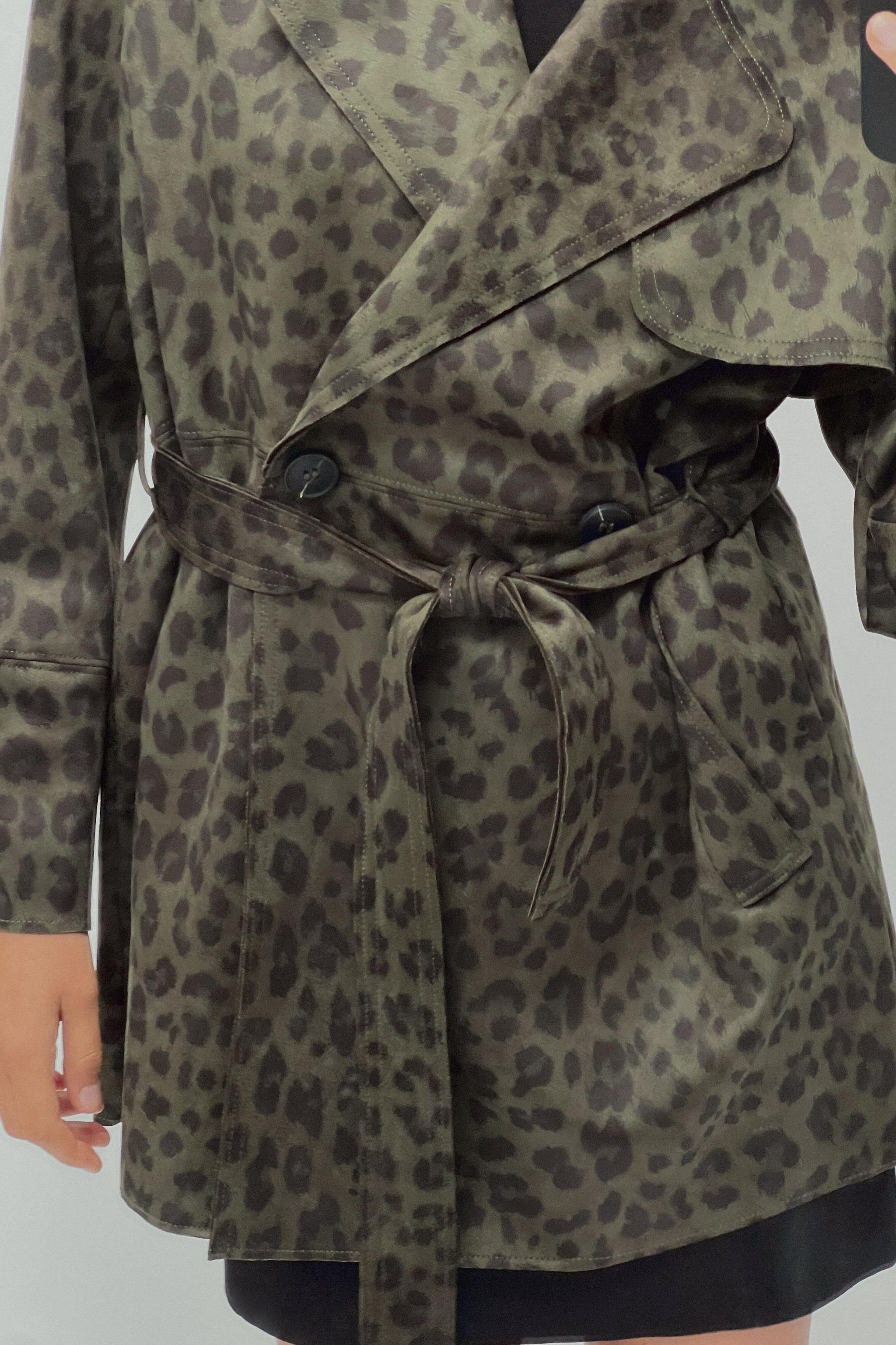 FAUX SUEDE ANIMAL PRINT CROPPED TRENCH Product Image