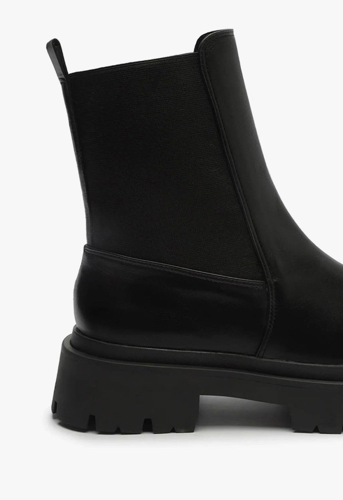 Womens Billie Leather Chelsea Boots Product Image